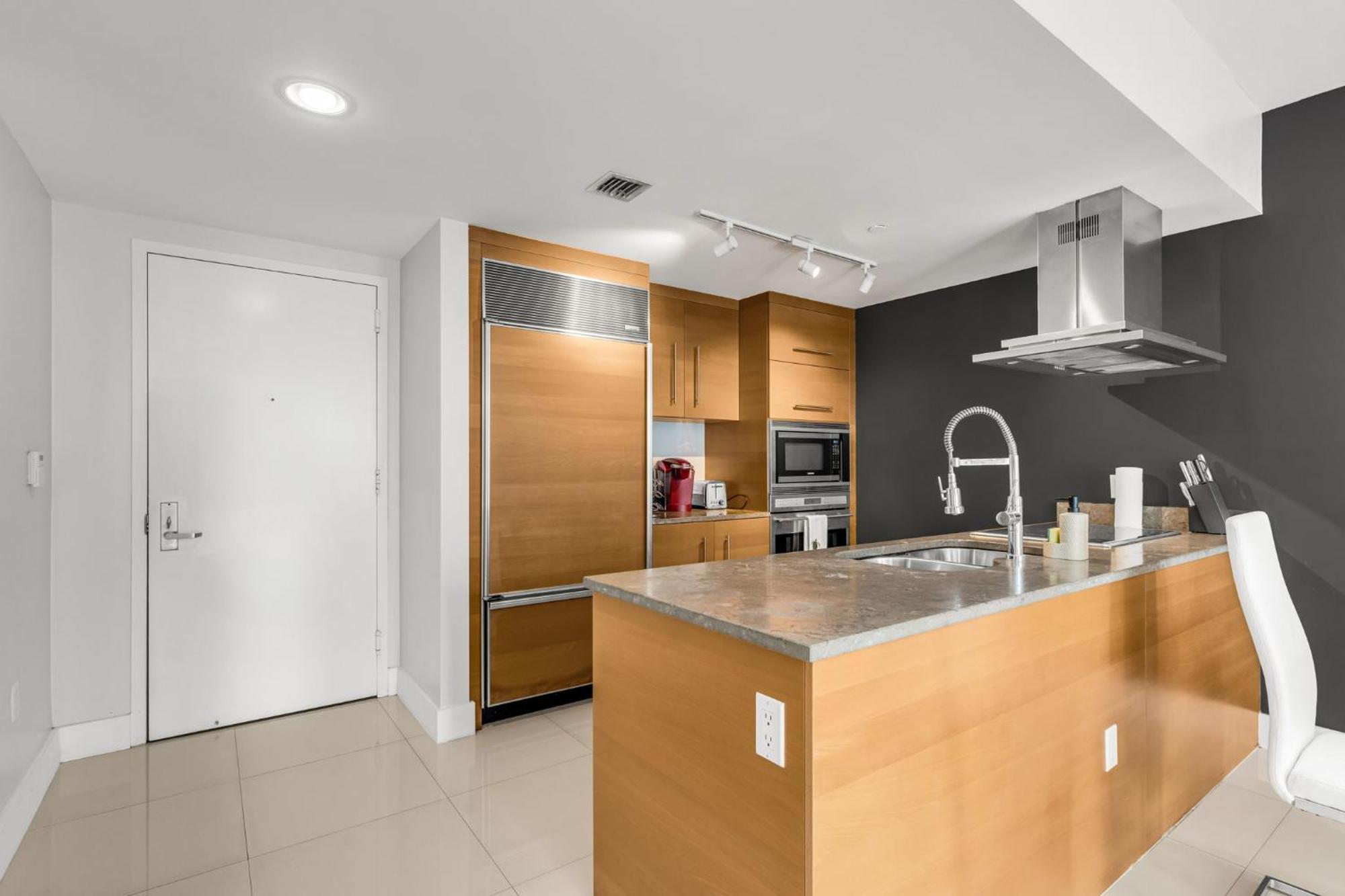 Icon Brickell 1 Bed 1 Bath At The W Apartamento Miami